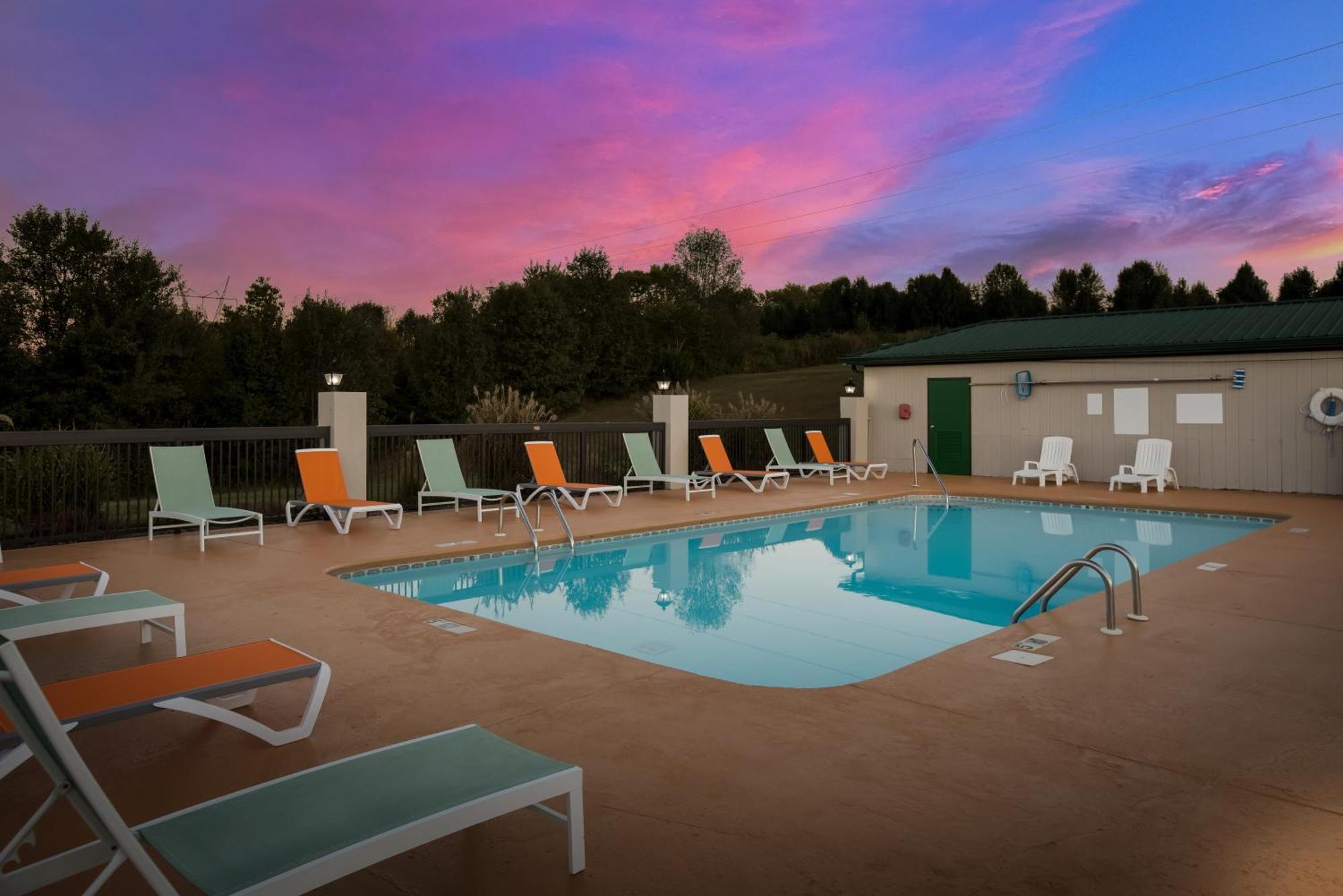 Quality Inn Dandridge Exteriör bild